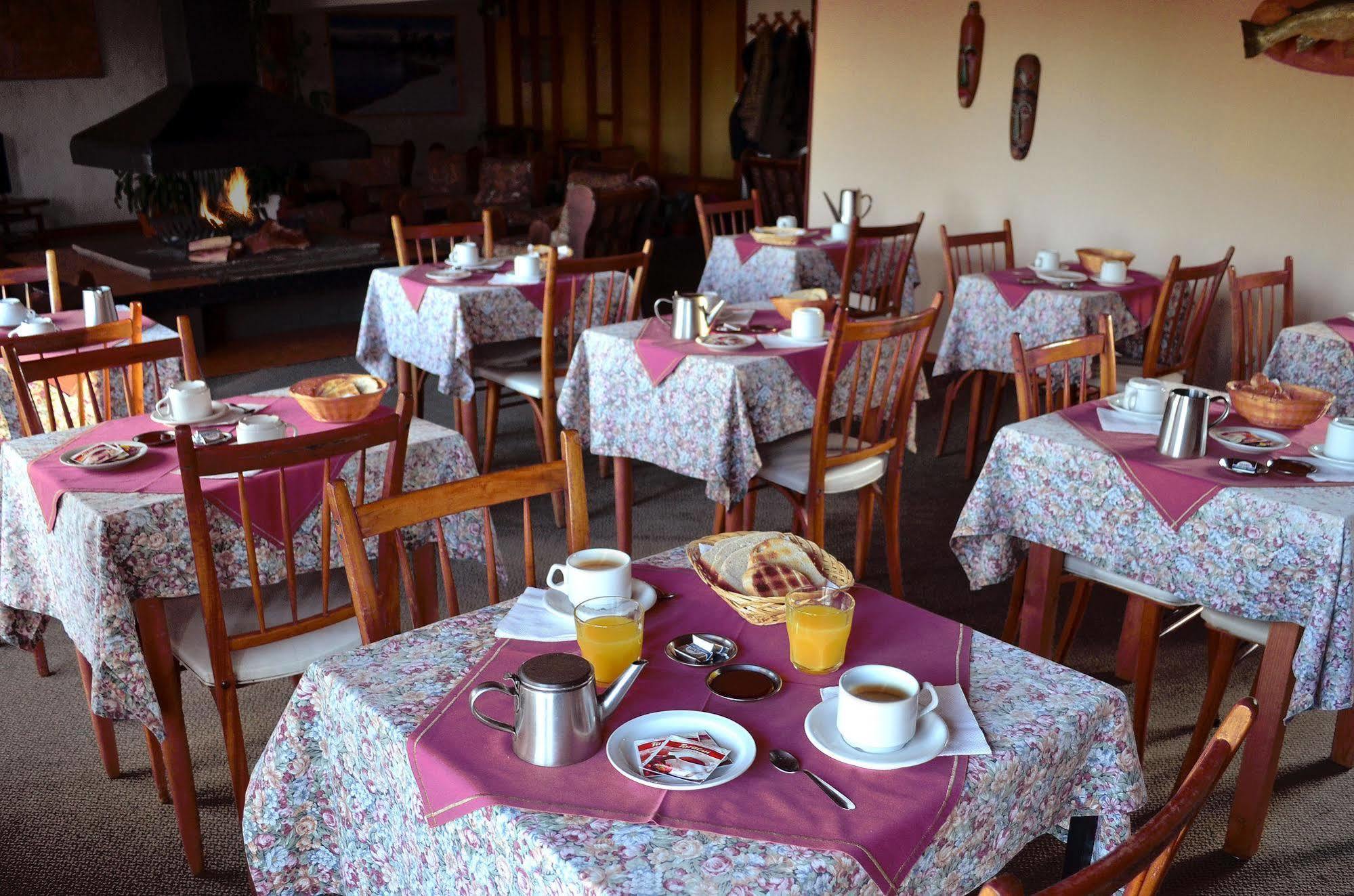 Hosteria Gueemes Bariloche Buitenkant foto